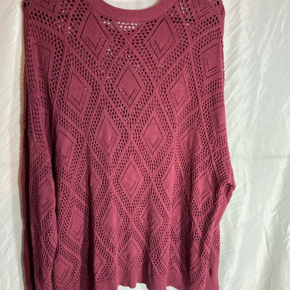 Maroon open-knit sweater - Picture 2 of 4